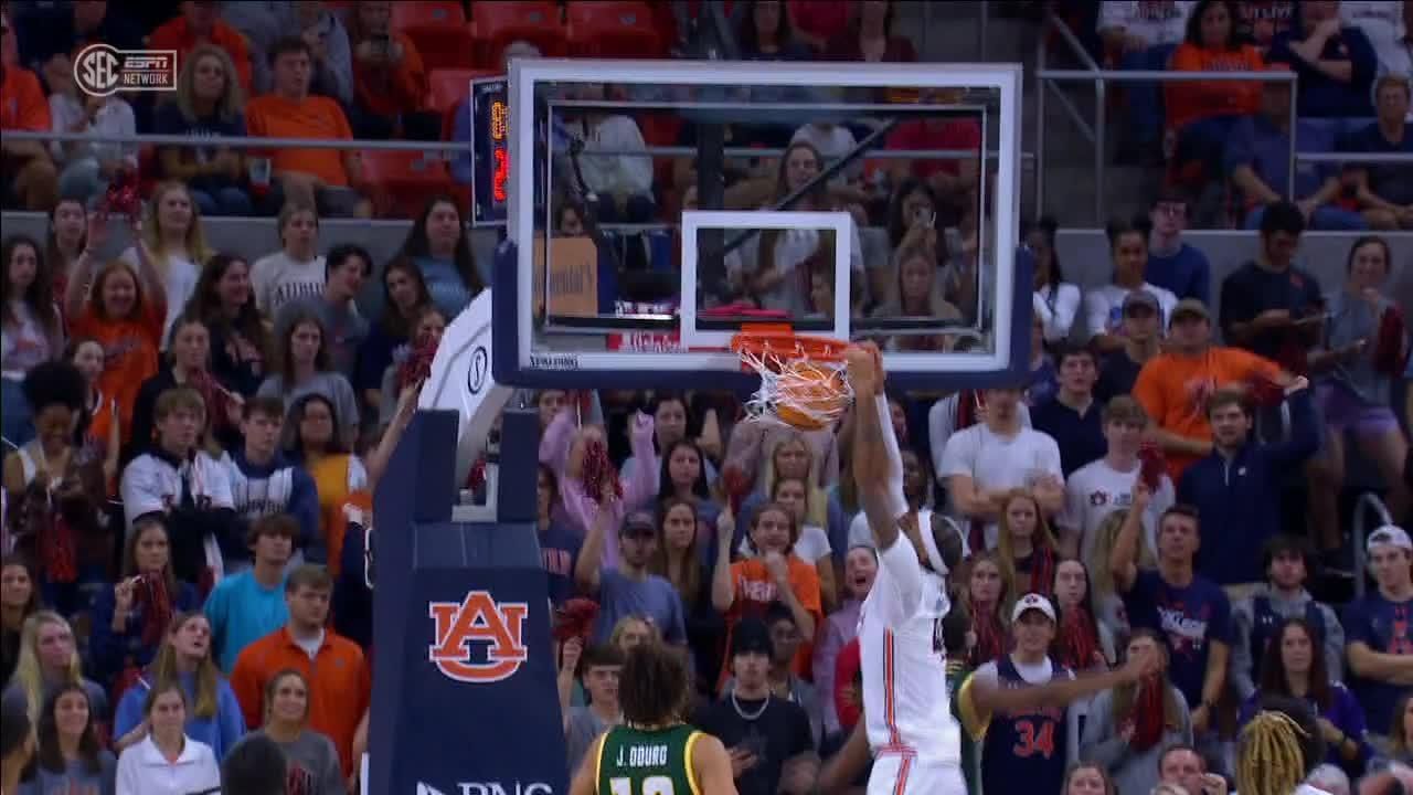 Johni Broome rocks the rim with powerful flush ESPN Video