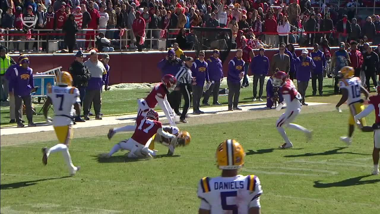 John Emery Jr. breaks off 32yard rush ESPN Video