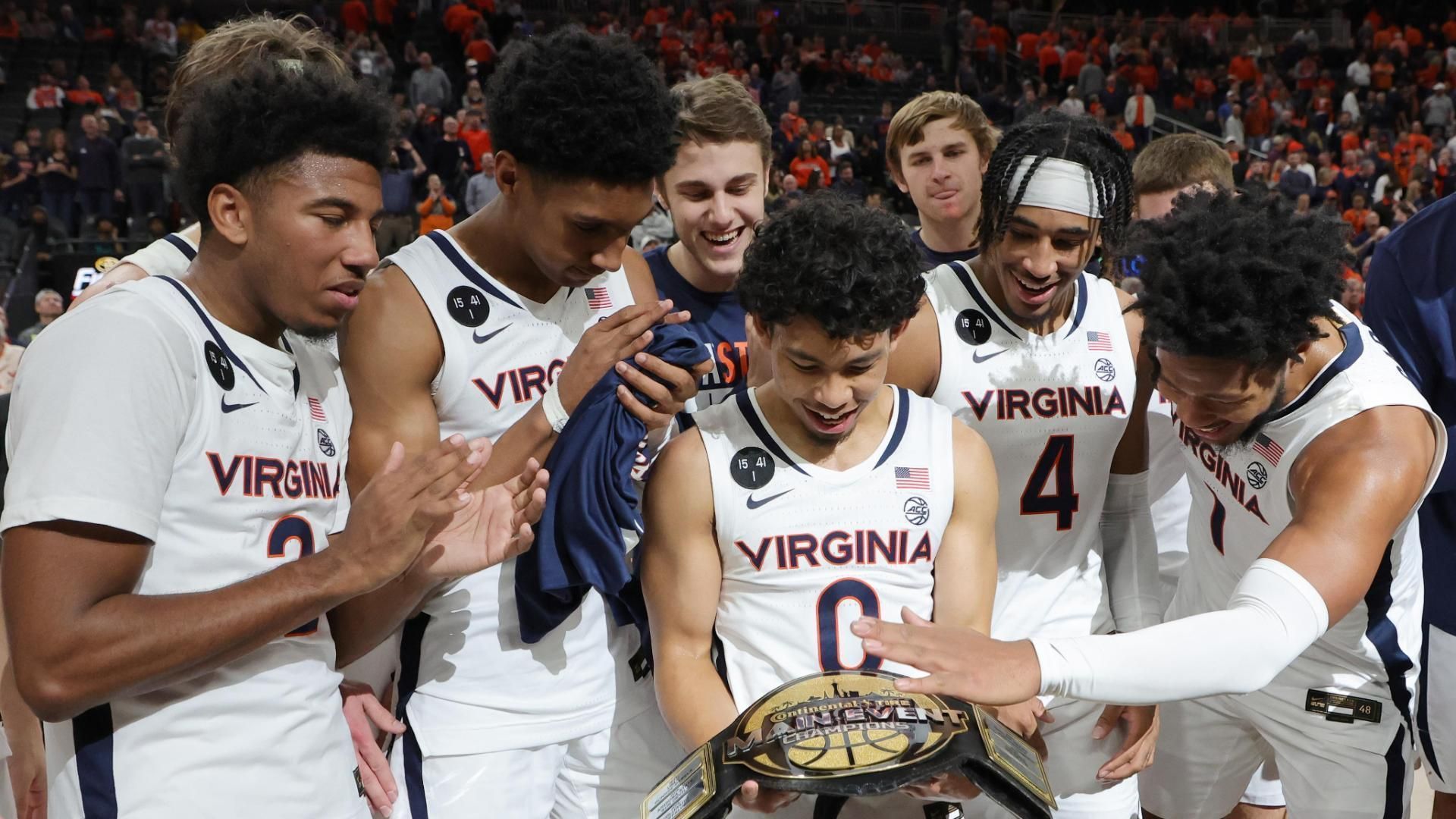 Virginia into top 5; UNC still No. 1 in AP men's hoops poll