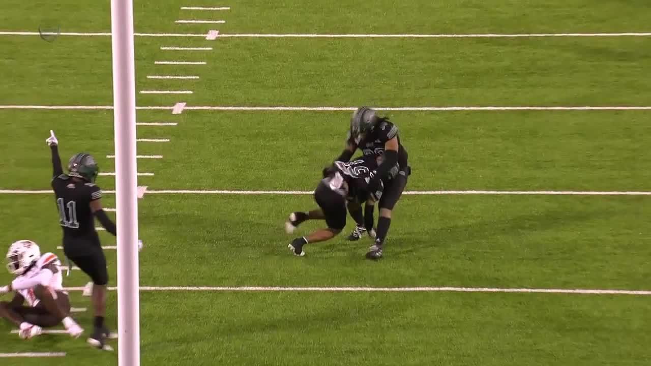 Zack Sanders makes timely pick vs. Bowling Green ESPN Video