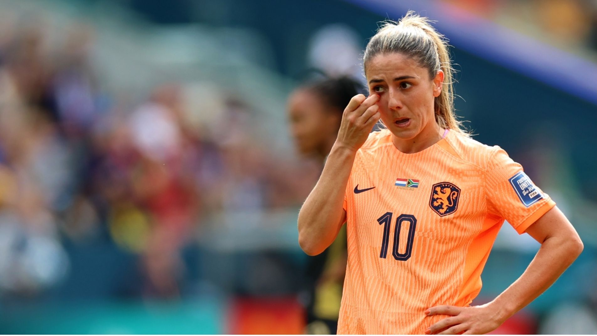 Van De Donk Describes tears After Yellow Card Rules Her Out Of van-de-donk-describes-tears-after-yellow-card-rules-her-out-of