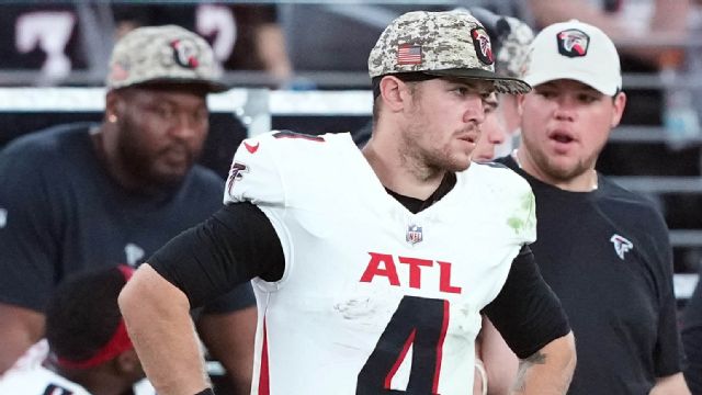 Falcons QB Taylor Heinicke (hamstring) exits early in loss - ESPN