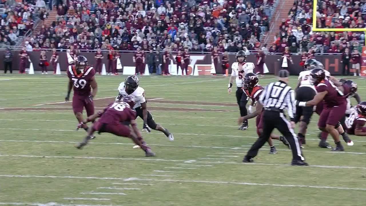 Kendrick Raphael goes 20-yard on impressive rush - ESPN Video