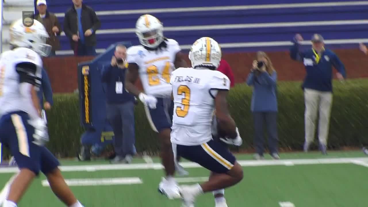 Clayborne Fields III makes timely interception vs. Furman ESPN Video
