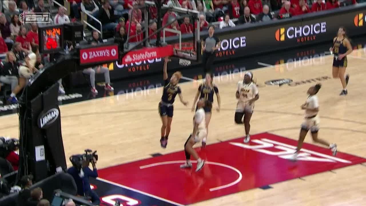 Sonia Citron gets the steal and dishes to Hannah Hidalgo for an open ...