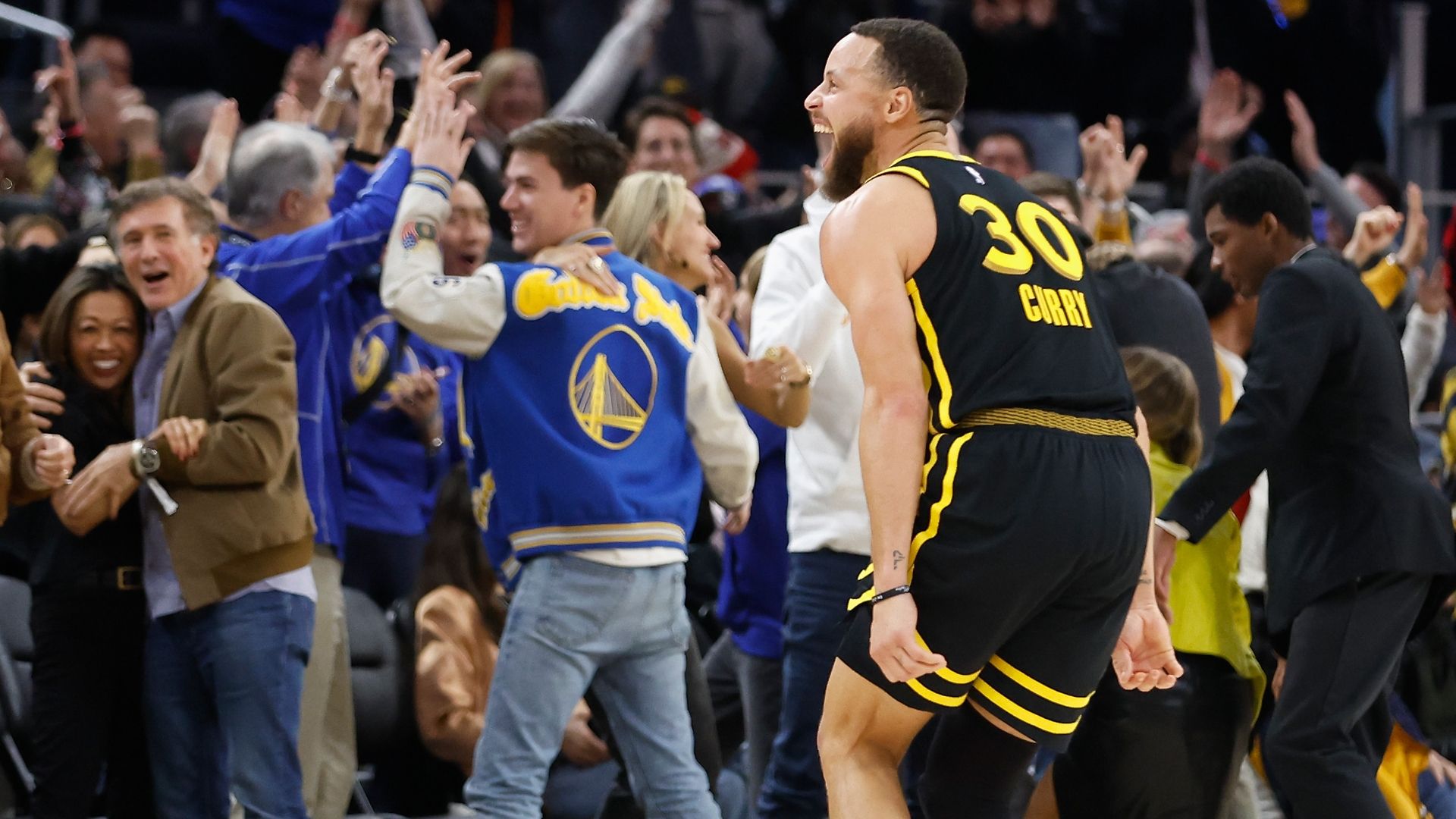 Warriors beat Suns behind Steph's late heroics ESPN Video