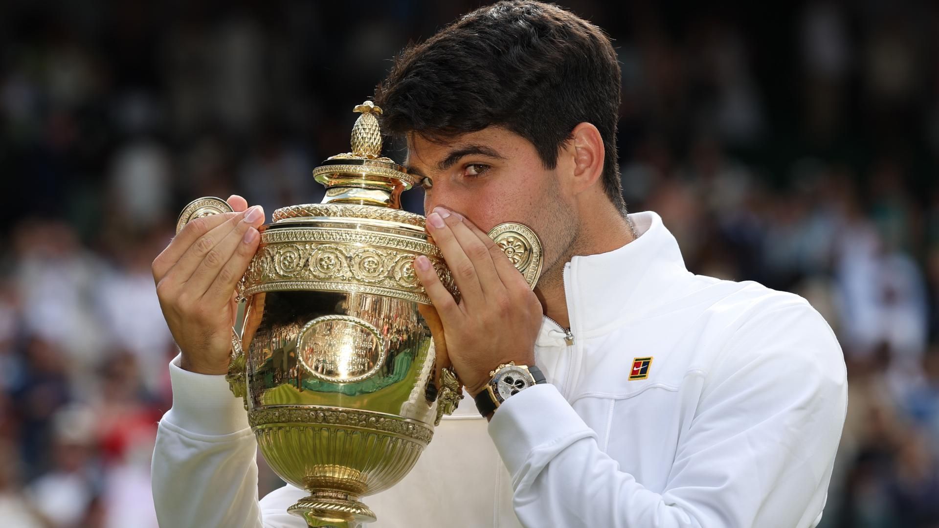 Carlos Alcaraz tops Novak Djokovic to win 2nd straight Wimbledon title ...