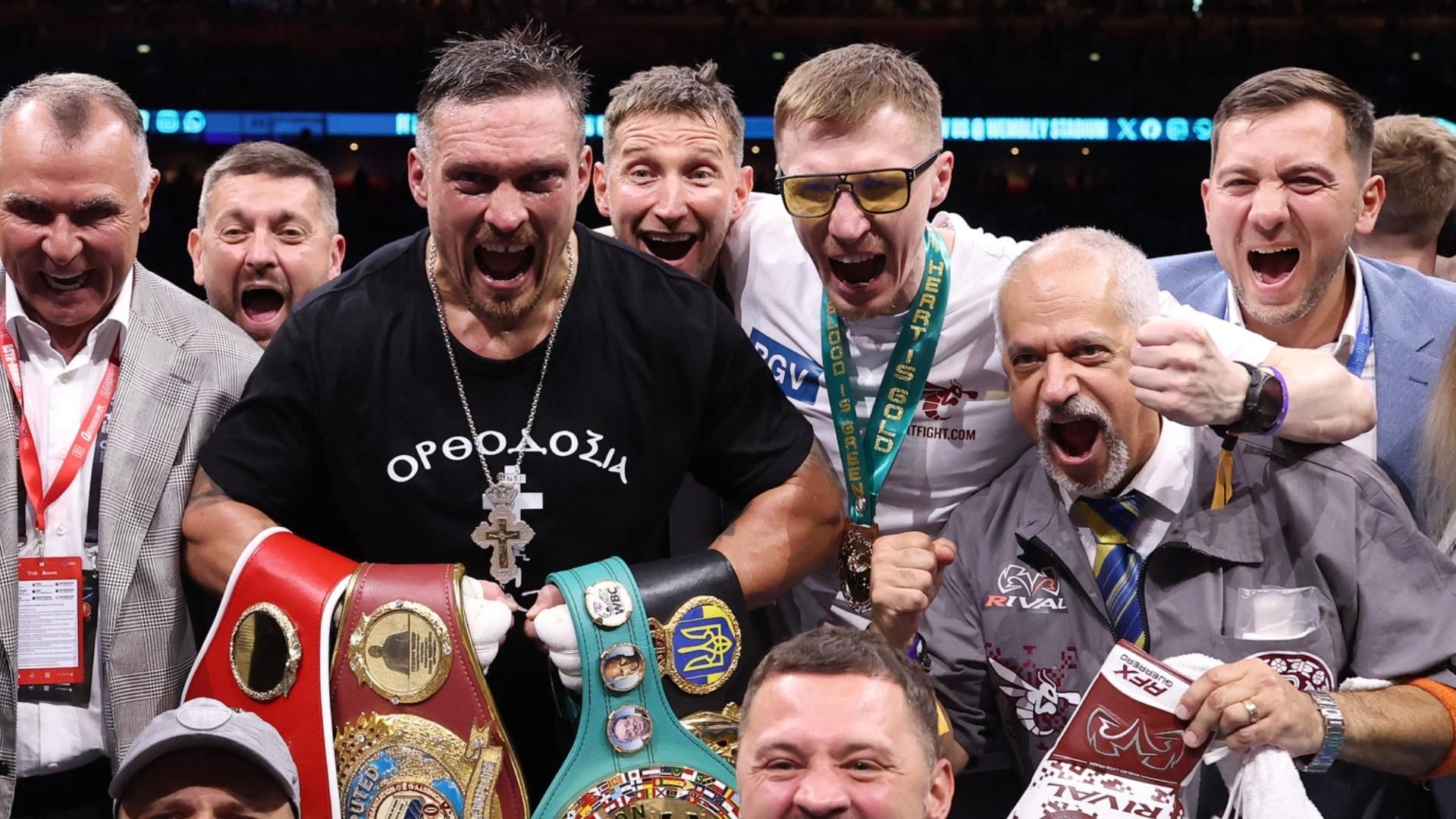 Canelo vs. Crawford: Top Boxeadores del Siglo en la Historia del Ring 4 Oleksandr Usyk
