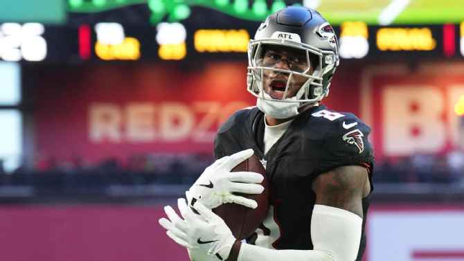 Our reporters make sense of Week 16: Statement wins for Patriots, Jaguars, Panthers, Steelers, Bears 82 i?img=%2Fmedia%2Fmotion%2F2025%2F1221%2F8c8fa4c3594542ee94892f56a6a18ae01086%2F8c8fa4c3594542ee94892f56a6a18ae01086