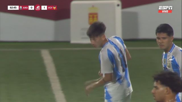 Pirueta de Ramiro Tulián y gol de Argentina para el 1-1 ante Valencia