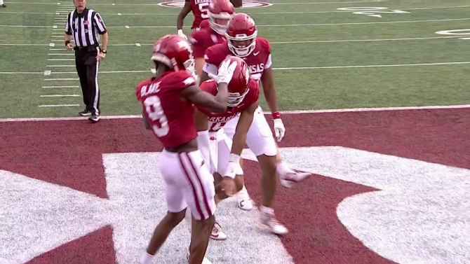 These flaws could hold back the draft's top QBs 39 i?img=%2Fmedia%2Fmotion%2Fwsc%2F2025%2F0906%2F1c27121a%2Dae4f%2D42f0%2D935f%2D33b455850813%2F1c27121a%2Dae4f%2D42f0%2D935f%2D33b455850813