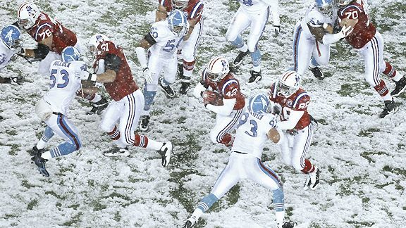 Patriots storm to AFC title game after snowy comeback - The Boston Globe