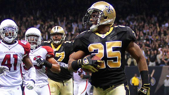 That Time Reggie Bush Brought A Baseball Bat To A Football Game