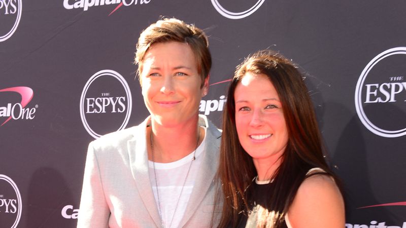 Abby Wambach Marries Longtime Partner And Teammate In Hawaii Espn