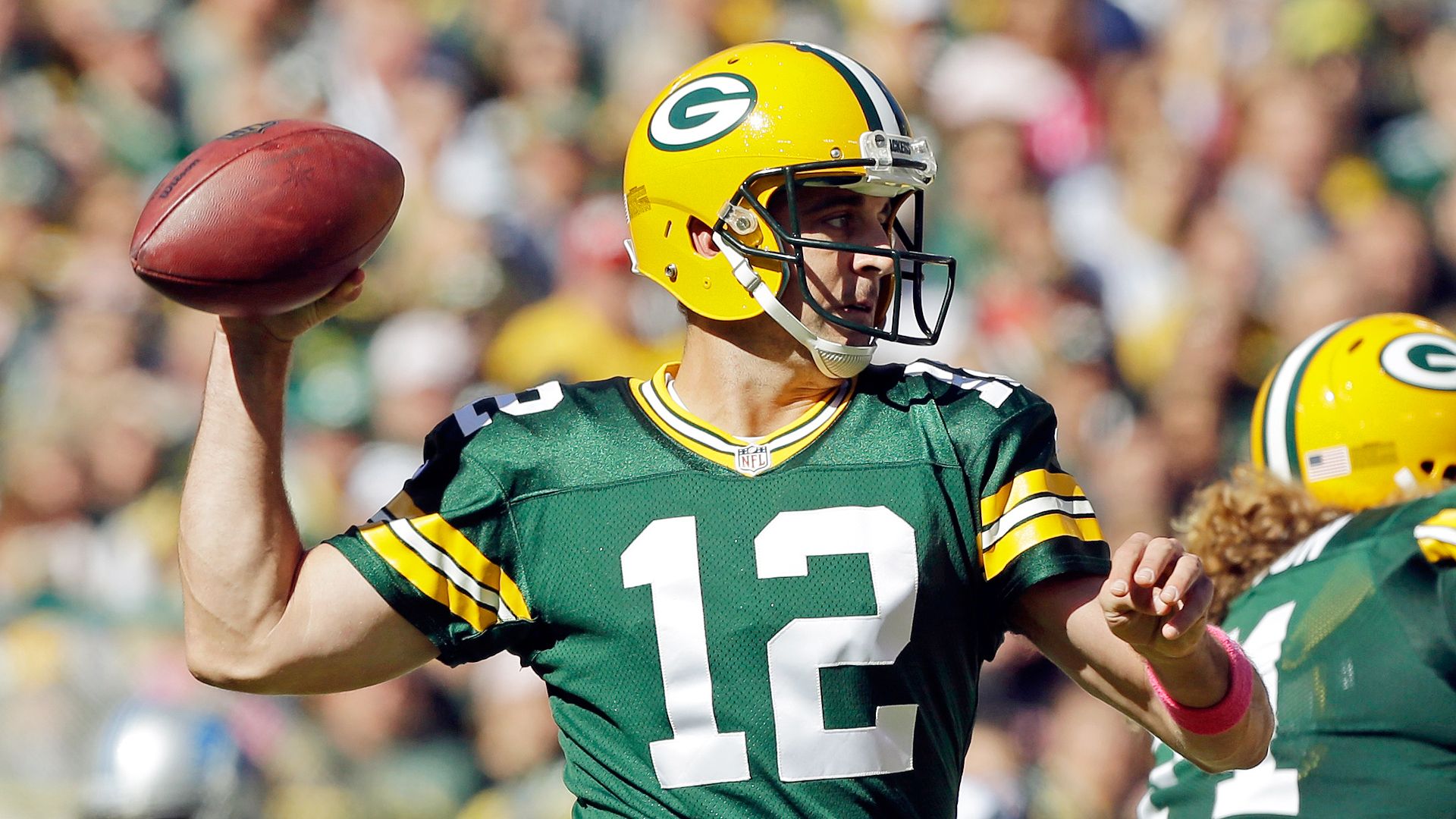 Aaron Rodgers of Green Bay Packers can throw a football without pain ESPN