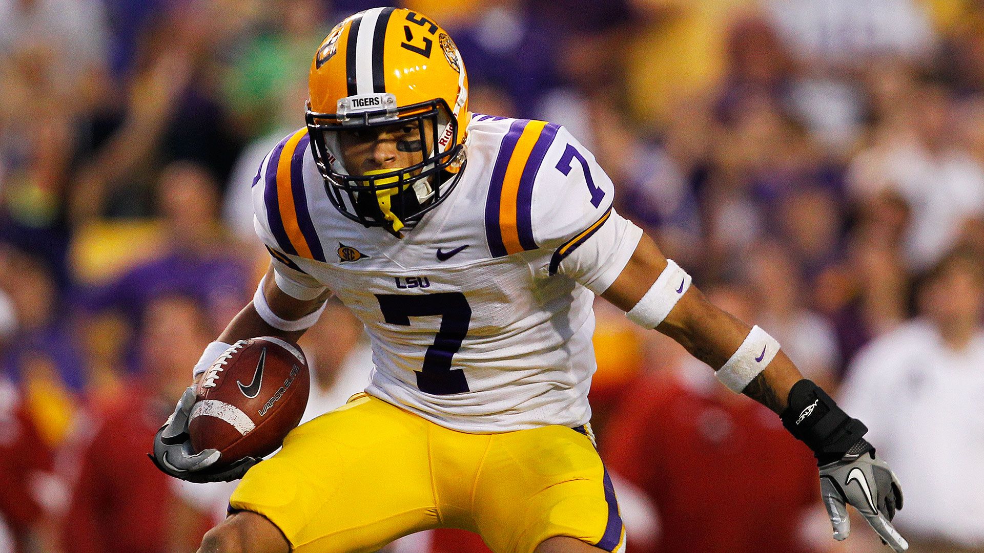 LSU DB Tyrann Mathieu is a well-known phenom but off-limits to media - ESPN  The Magazine - ESPN