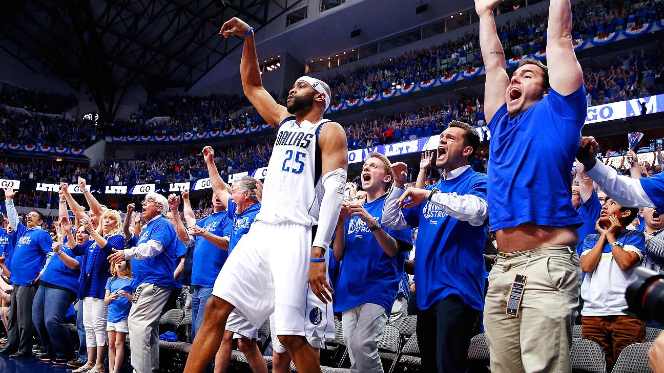 Vince Carter rises for a dunk  Carters, Dallas mavericks