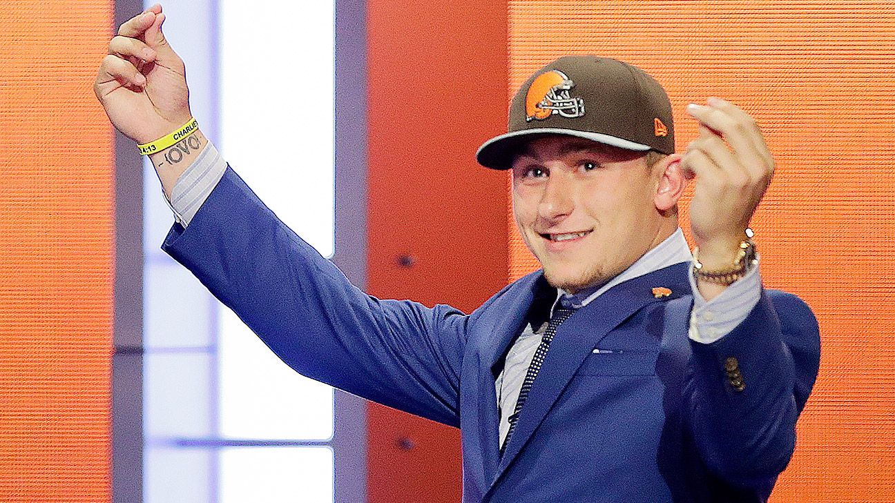 Johnny Manziel's Browns jersey worn by Mike Evans at Texas A&M - Sports  Illustrated