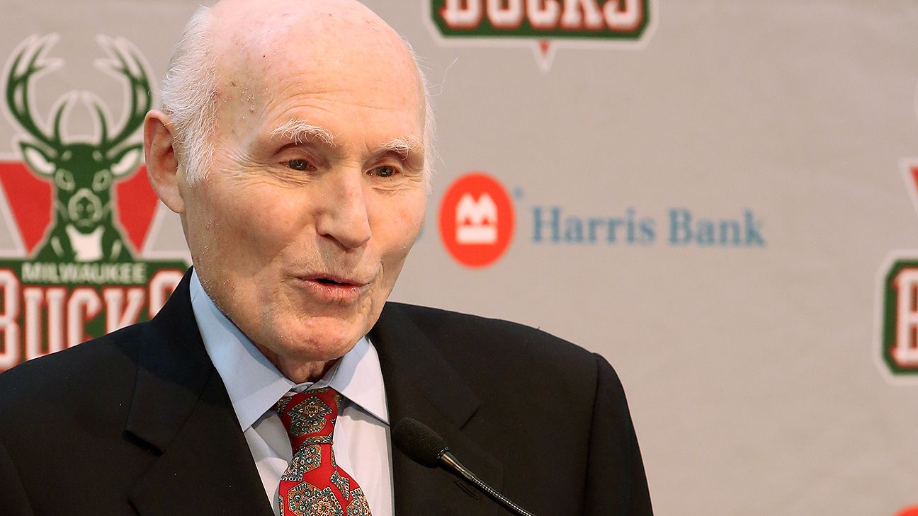 Former US Senator and Milwaukee Bucks owner Herb Kohl dies at 88