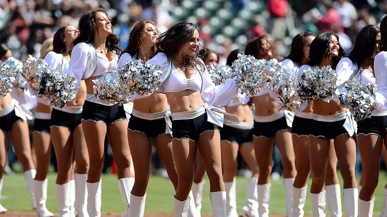 Tampa Bay Buccaneers Settle Lawsuit with Cheerleaders