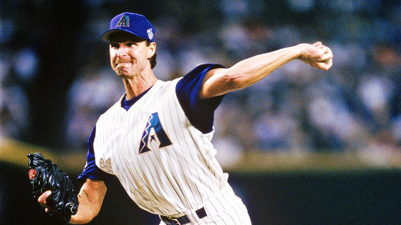 293 Arizona Diamondbacks Randy Johnson 2001 World Series Photos & High Res  Pictures - Getty Images