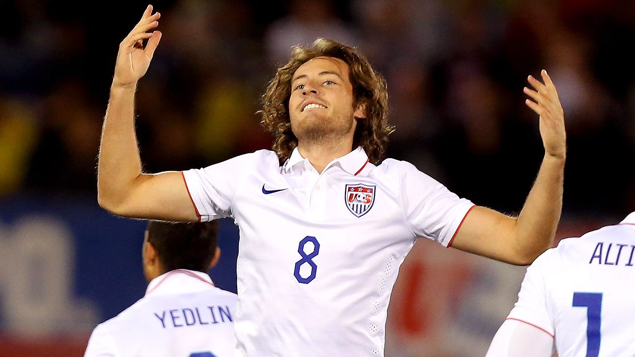 brochure Meyella Hovedløse Mix Diskerud showing his growth as an all-around player