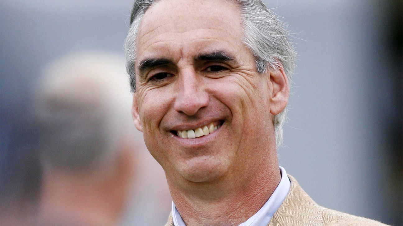 Oliver Luck Expected to Become AD at Texas