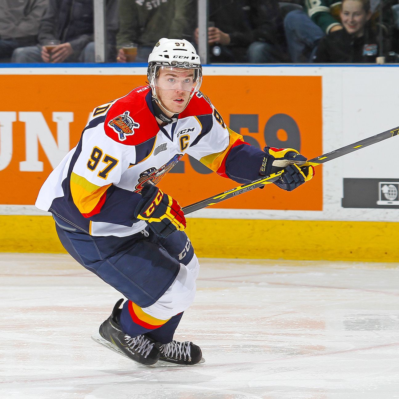 Connor McDavid honored as Canadian junior hockey player of year