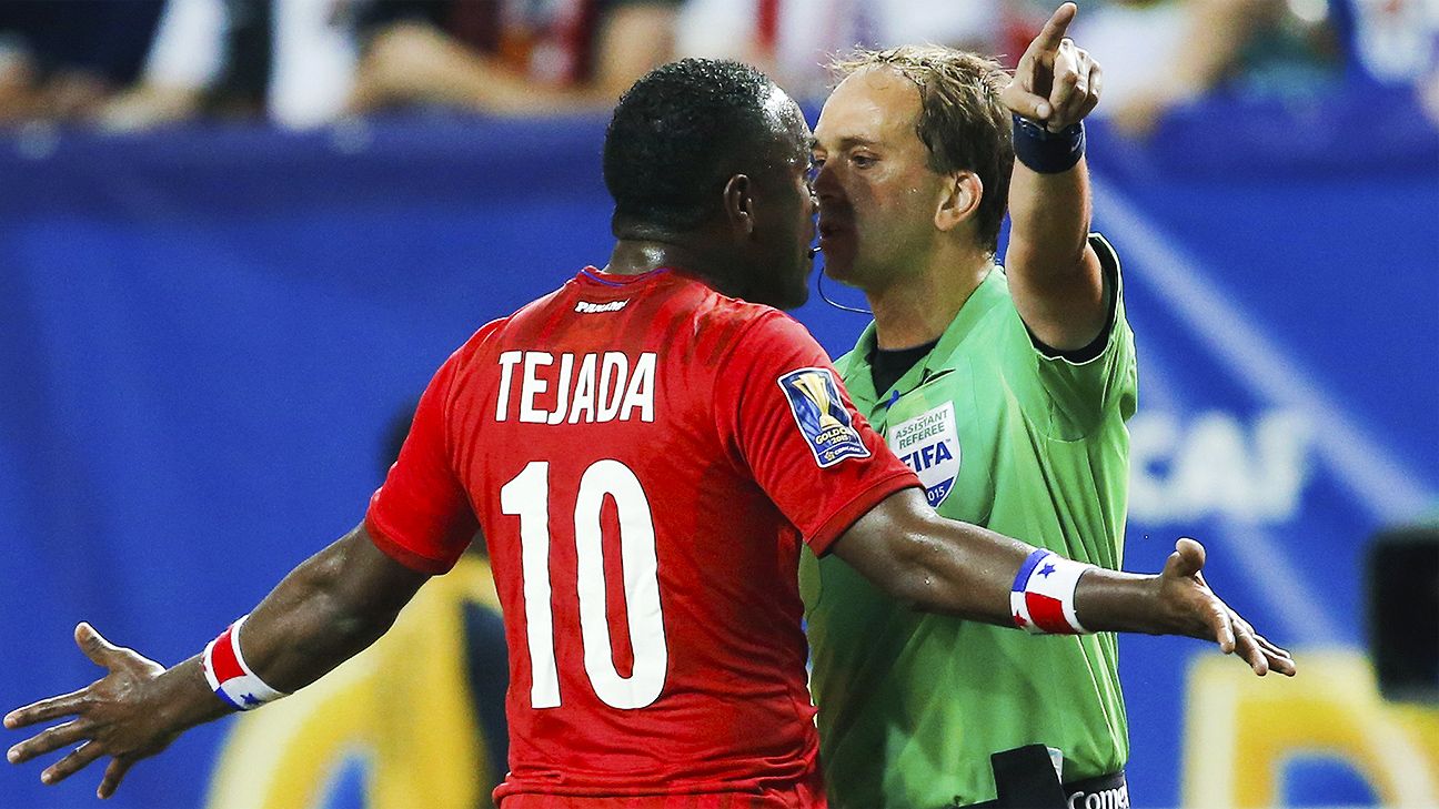 Mexico reach Gold Cup final but Panama furious after penalty call