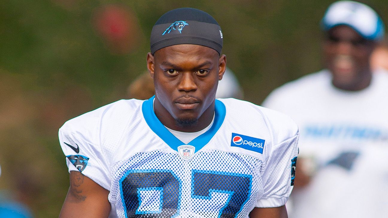 Panthers WR Benjamin carted off field with leg injury