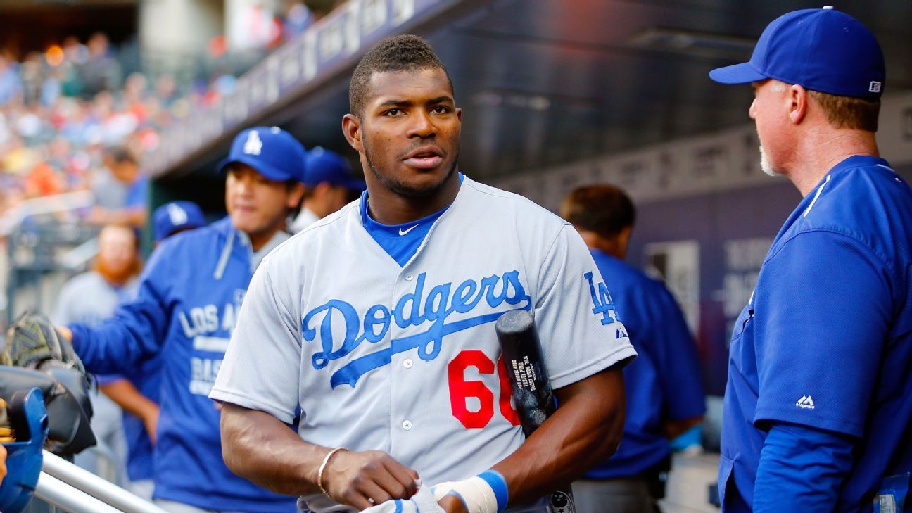 29 July 2015: Los Angeles Dodgers Right field Yasiel Puig (66
