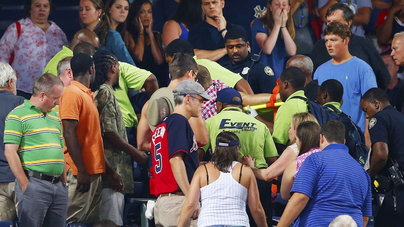 Fan stretchered out of Phillies stadium after bullpen fall 