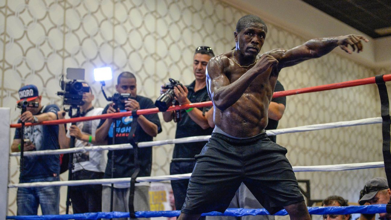 Boxer Andre Berto Starts Shuffle Challenge In Honor Of Muhammad Ali Espn