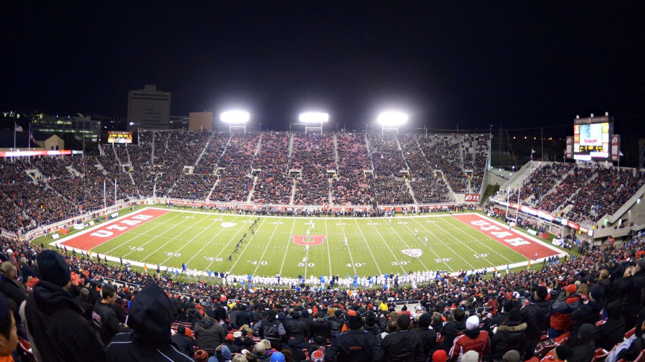 Utah reveals new helmets for blackout game vs. USC