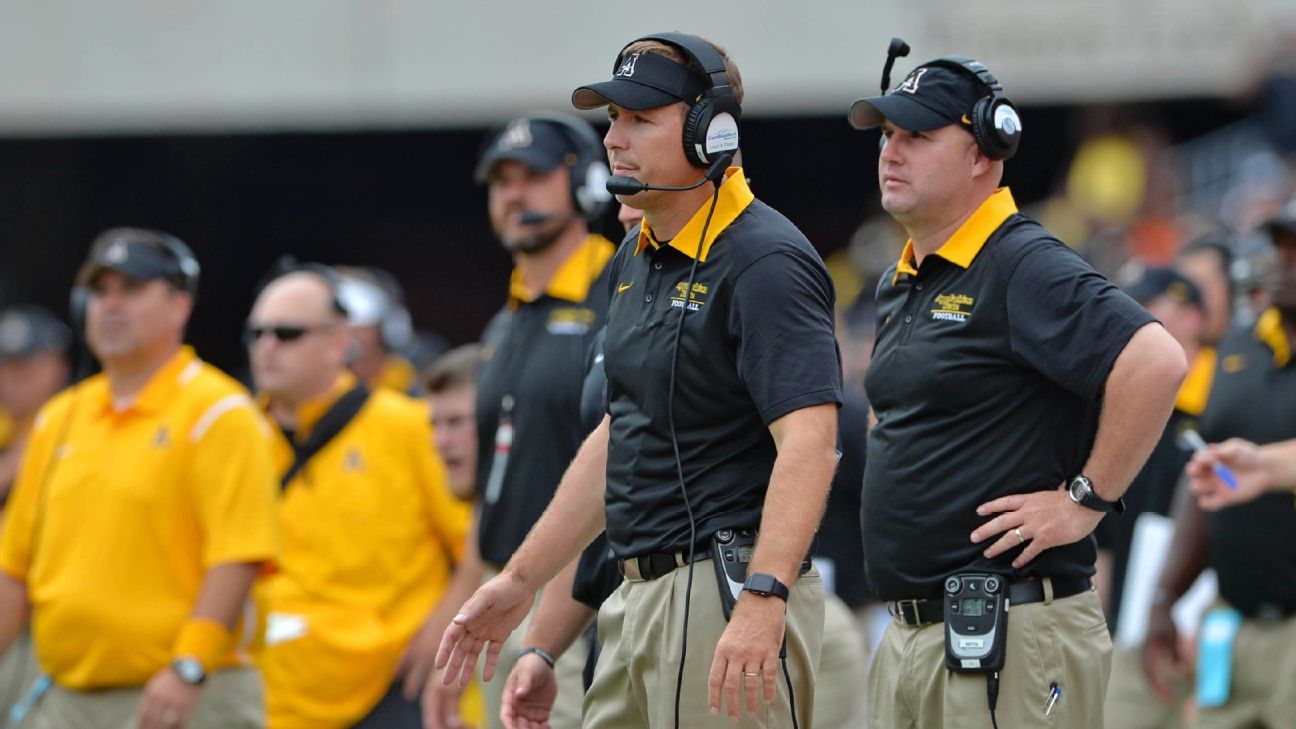 Appalachian State Mountaineers give football coach Scott Satterfield