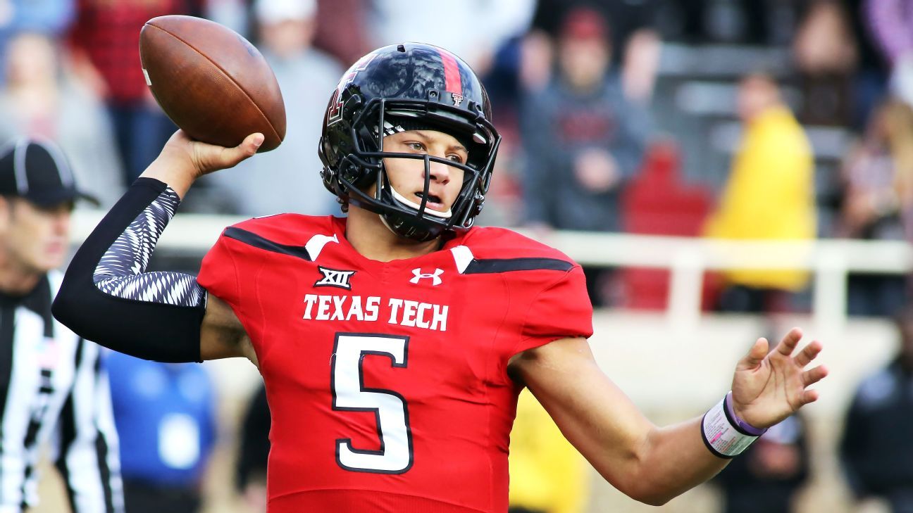 Patrick Mahomes laughs about his ESPN college quarterback ranking