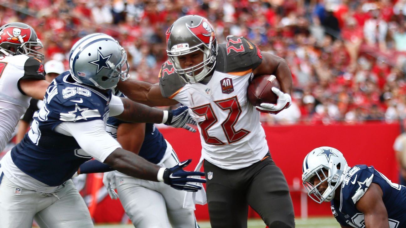 Lovie Smith calls Doug Martin the lead running back in Tampa Bay