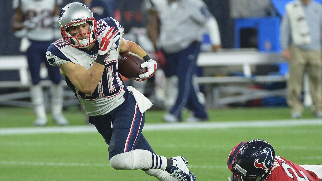 How Patriots' Chris Hogan offer sheet affects Danny Amendola - ESPN - New  England Patriots Blog- ESPN