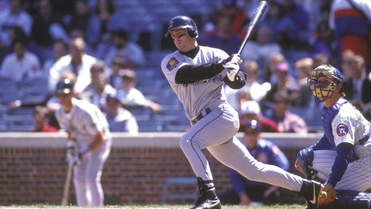 Tim Raines, Jeff Bagwell, Ivan Rodriguez Elected to the Hall of