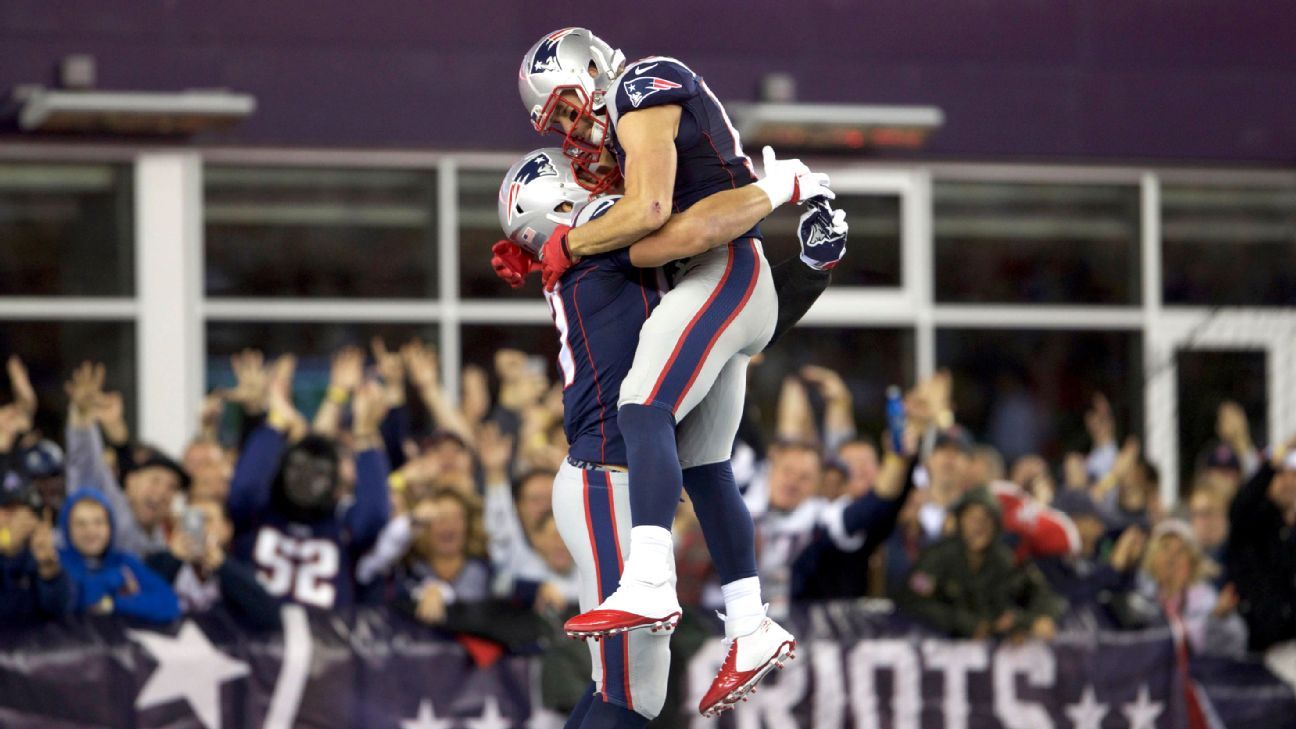 Rob Gronkowski-Julian Edelman combo has been elusive for Patriots - ESPN -  New England Patriots Blog- ESPN