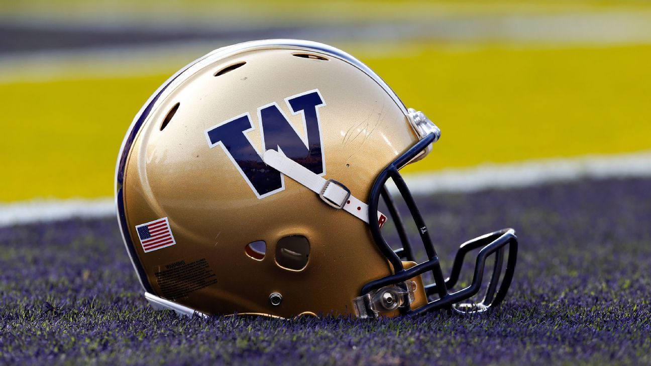 Top 7 teams hold steady in AP Top 25 college football poll; Washington Huskies d..