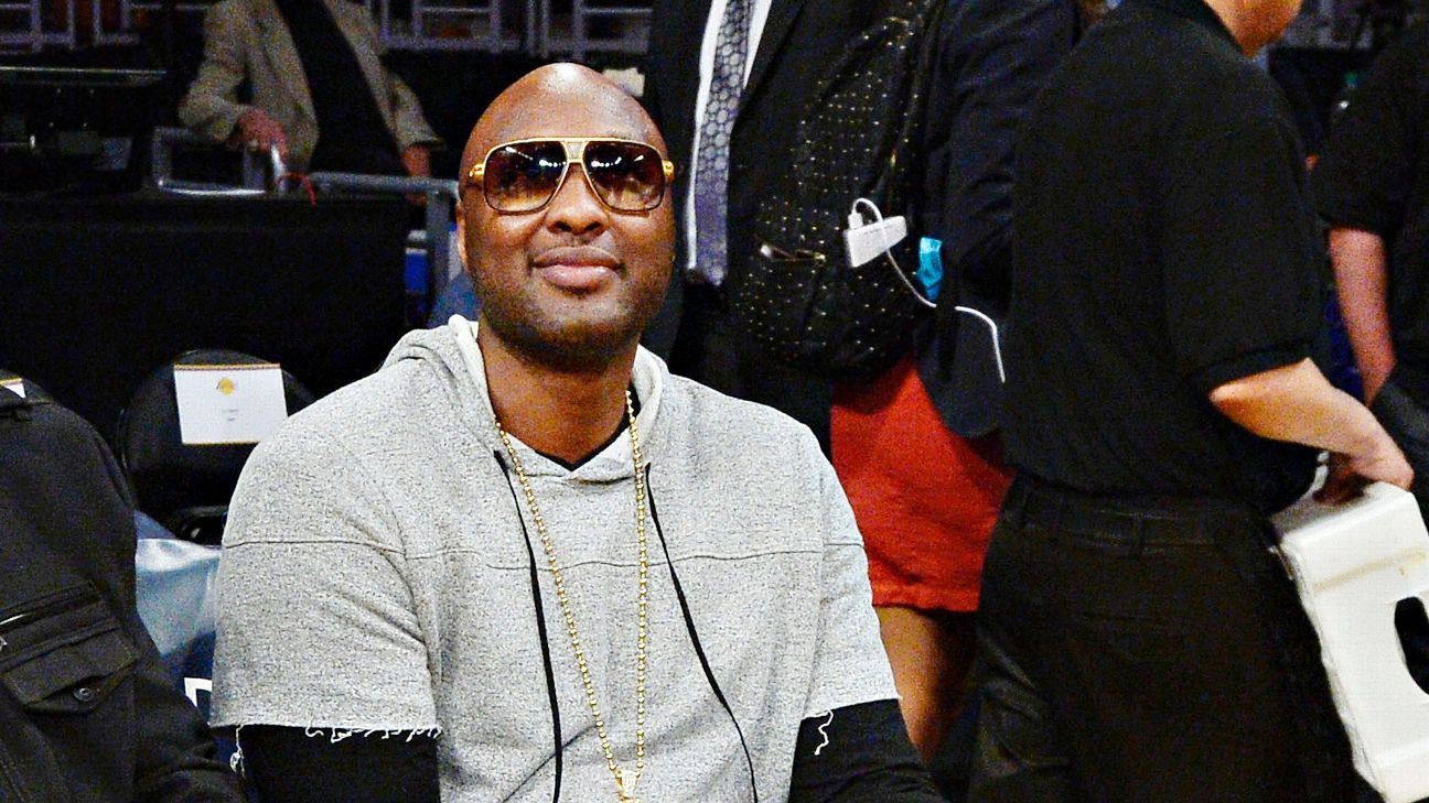 Ex-NBA star Odom arrested on suspicion of DUI