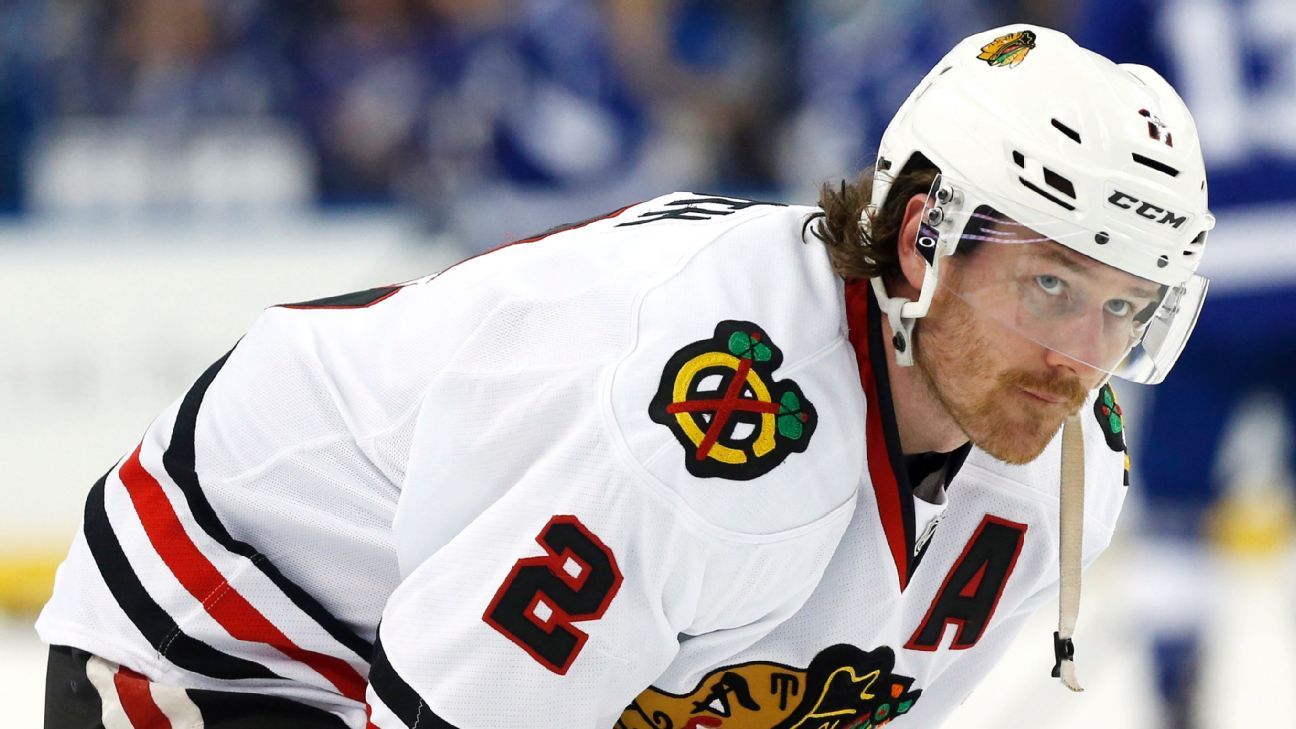 Duncan Keith: Chicago Runs on Duncan, Hoodie / Medium - NHL - Sports Fan Gear | breakingt