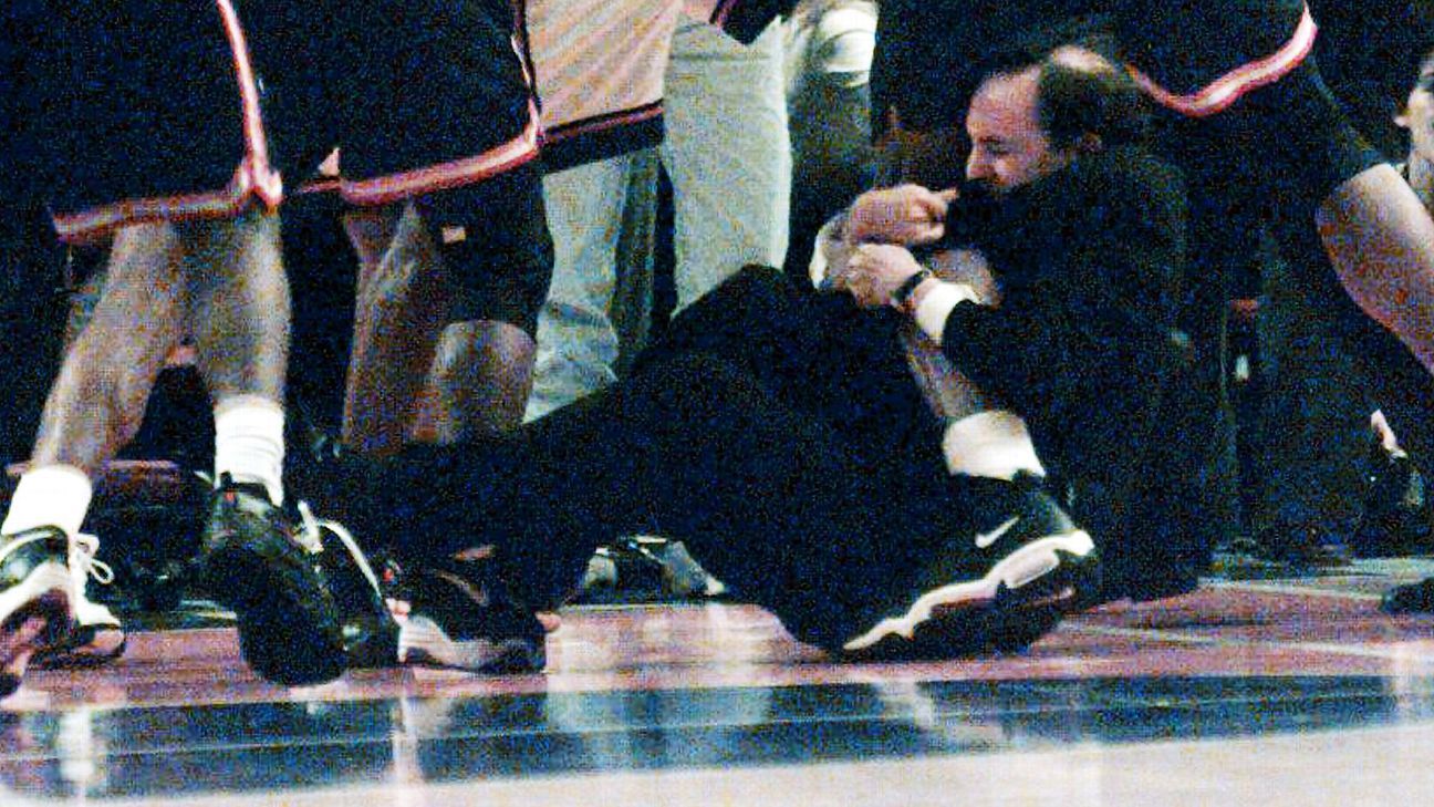 NBA Best Playoff Vines: Jeff Van Gundy hangs on during brawl