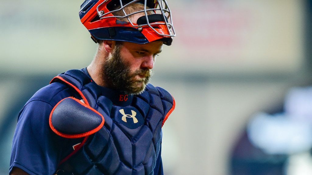 Ex-Astros slugger Evan Gattis offers profanity-laced apology for  sign-stealing scandal