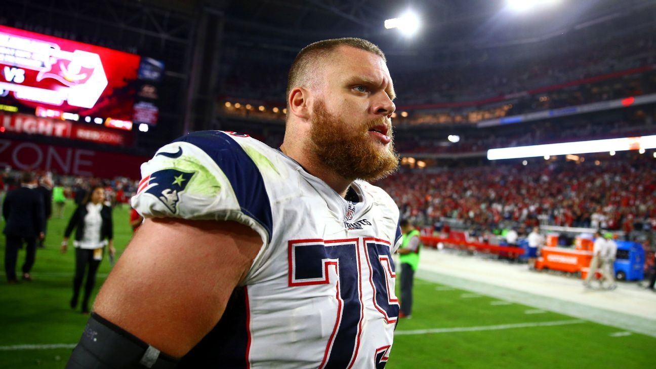 Miami Dolphins center Ted Karras returns to New England Patriots on  one-year deal, source says - ESPN