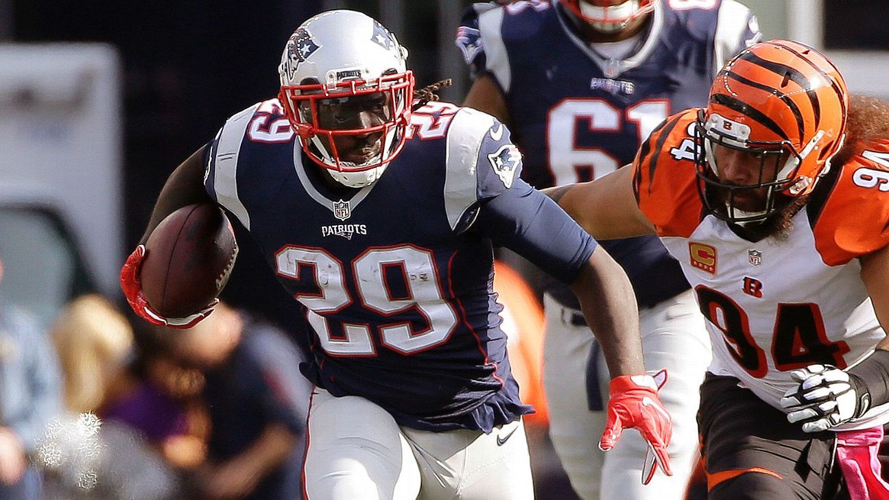 LeGarrette Blount of the Philadelphia Eagles hurdles over Eddie News  Photo - Getty Images