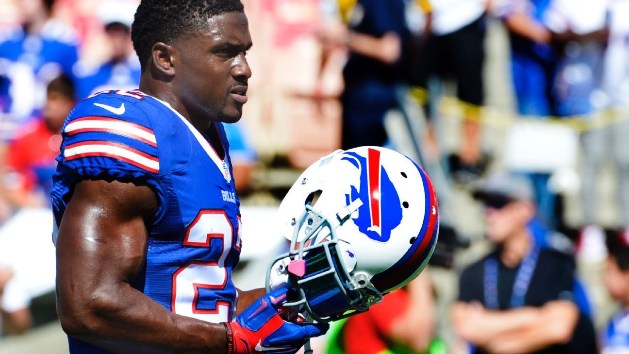 Bills vs. Dolphins: Buffalo Must Contain Reggie Bush - Buffalo