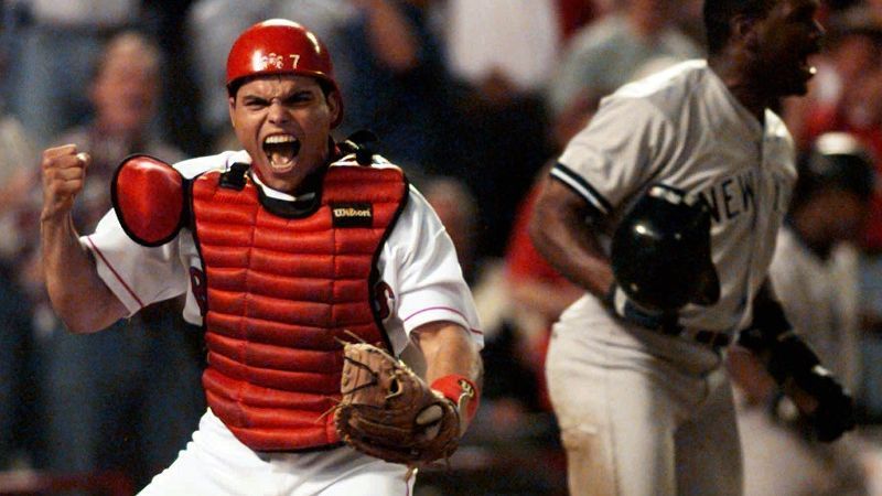 Who was the better catcher: Ivan Rodriguez or Johnny Bench? - ESPN -  SweetSpot- ESPN