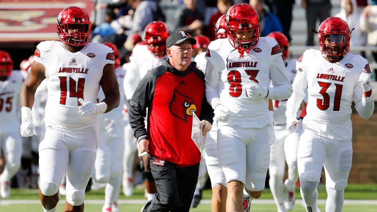Bobby Petrino says Louisville&#39;s comments not accurate
